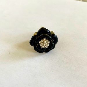 Black rose ring
